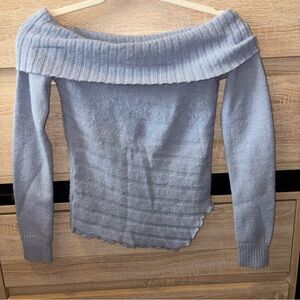 Edikted Off-Shoulder Blur/Gray Sweater